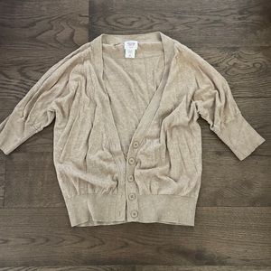 3/4 sleeved cardigan, light brown. Size XS. Great for layering!